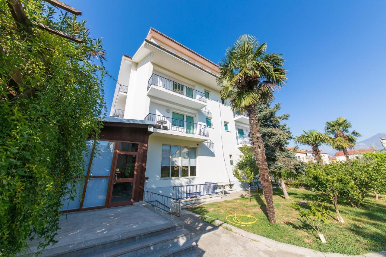 Hotel Heritage Tirana Buitenkant foto