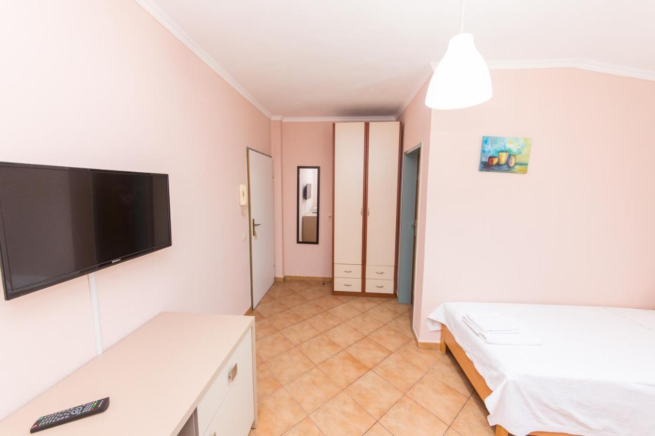 Hotel Heritage Tirana Buitenkant foto