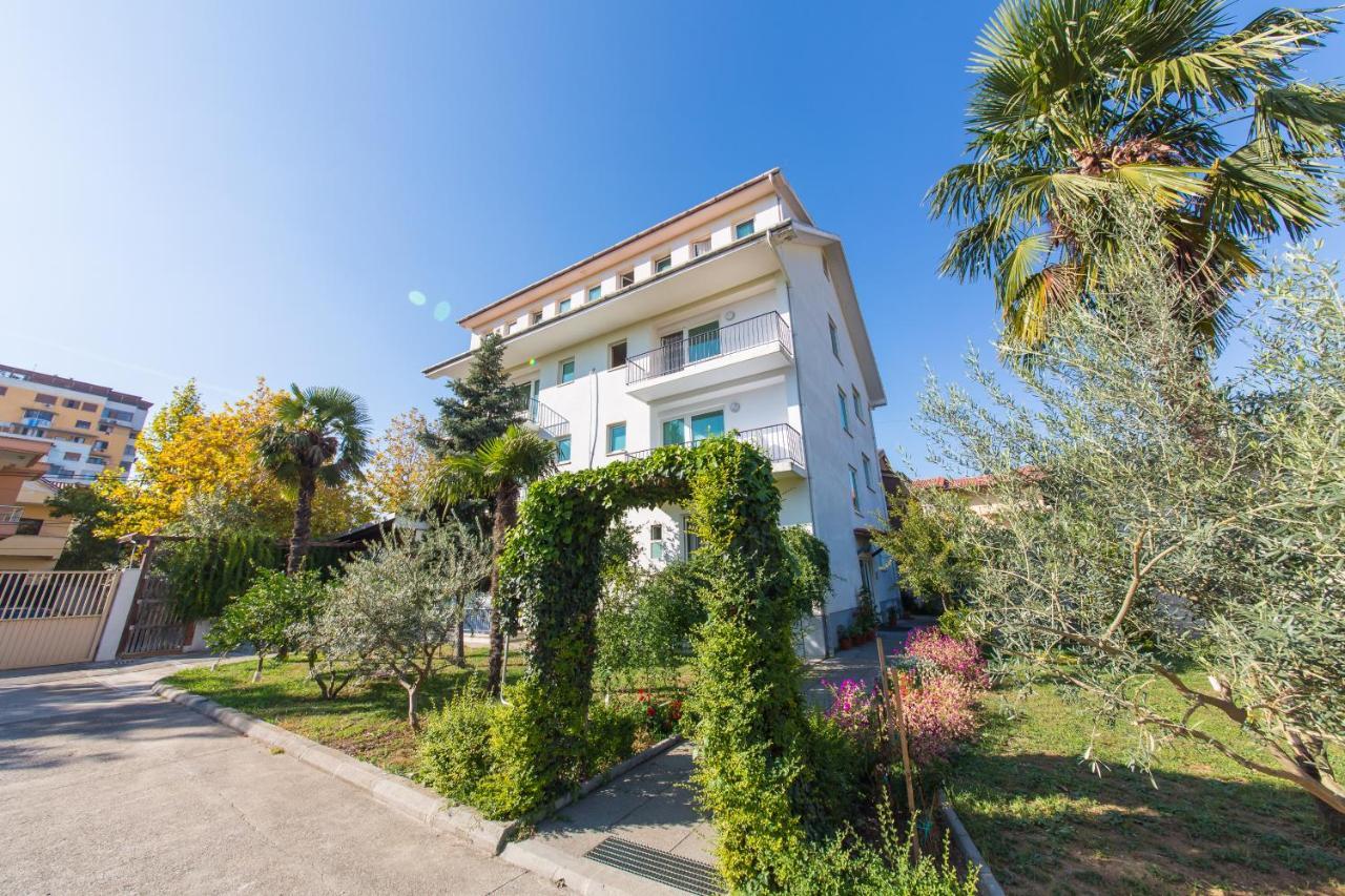 Hotel Heritage Tirana Buitenkant foto